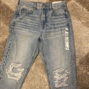 American eagle mom jeans!